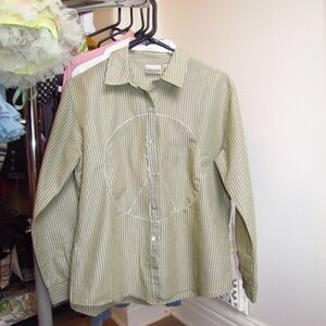 Green Peace Sign Distressed Shirt XS-M